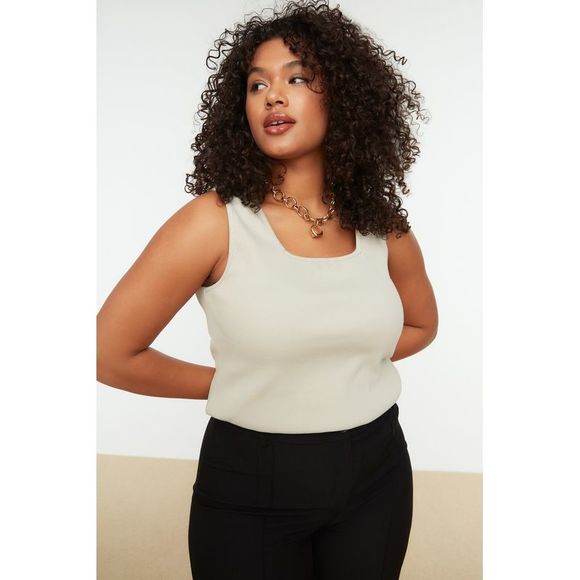 T-shirt Donna Basic Girocollo TrendyoL - 100% Cotone, Regular Fit, Taglie Plus Size - 2